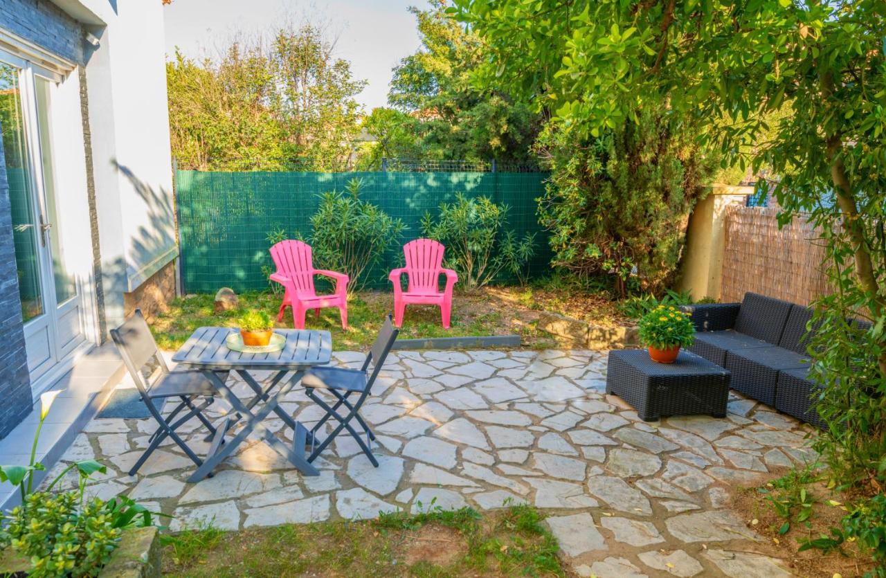 Studio Au Calme Tout Confort Proche Des Plages - Jardin Wifi Parking Fréjus المظهر الخارجي الصورة